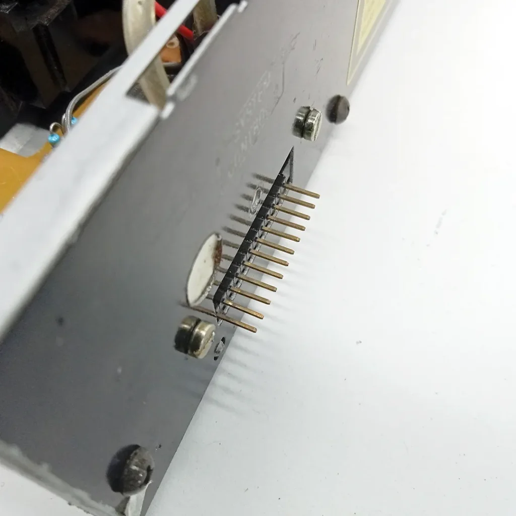 CD unit alternative terminals