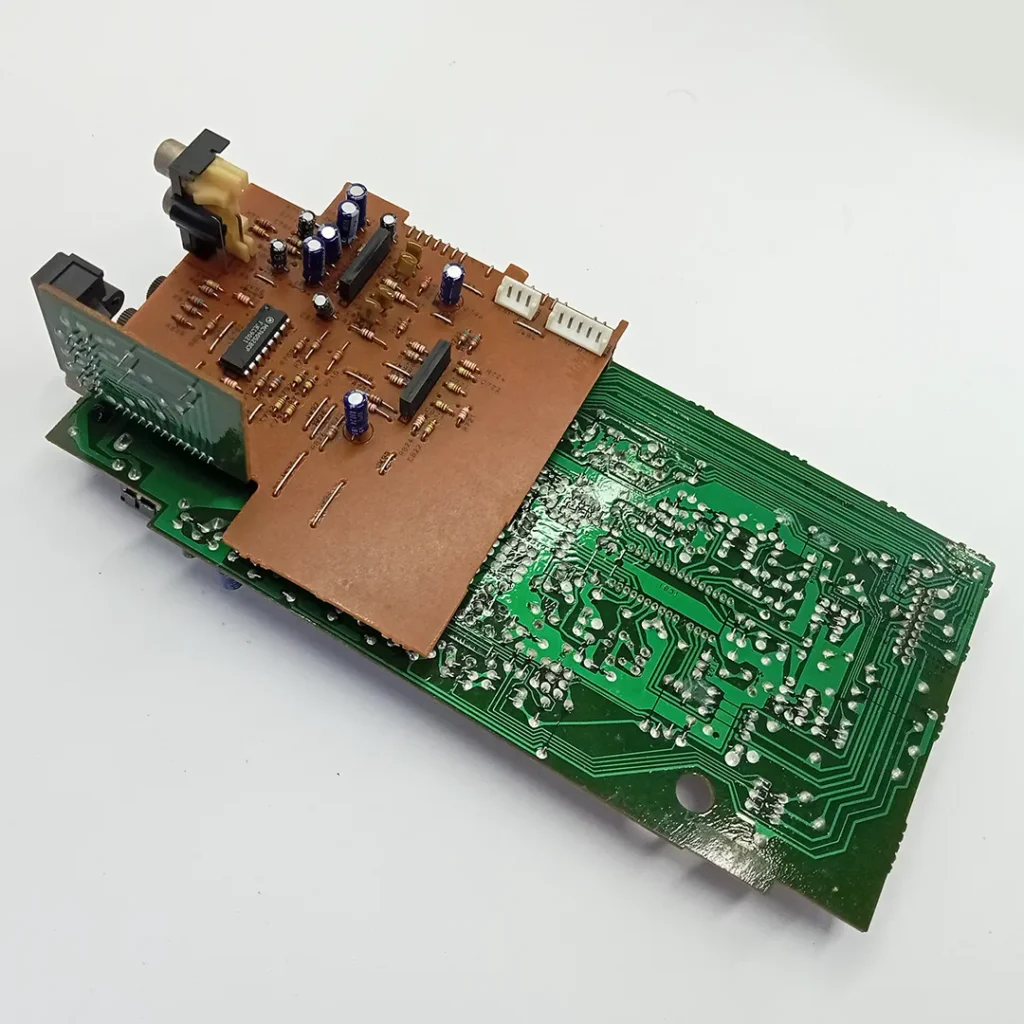 radio receiver board, bottom view