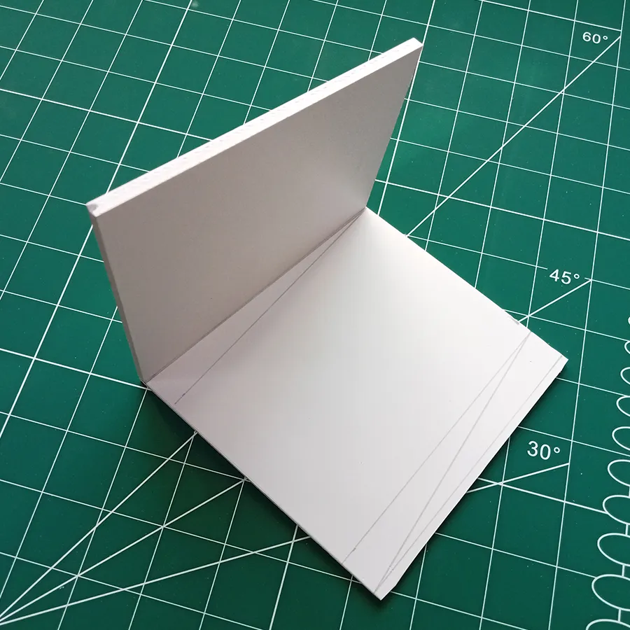 fixing panels diagonally for homemade concrete flower planter